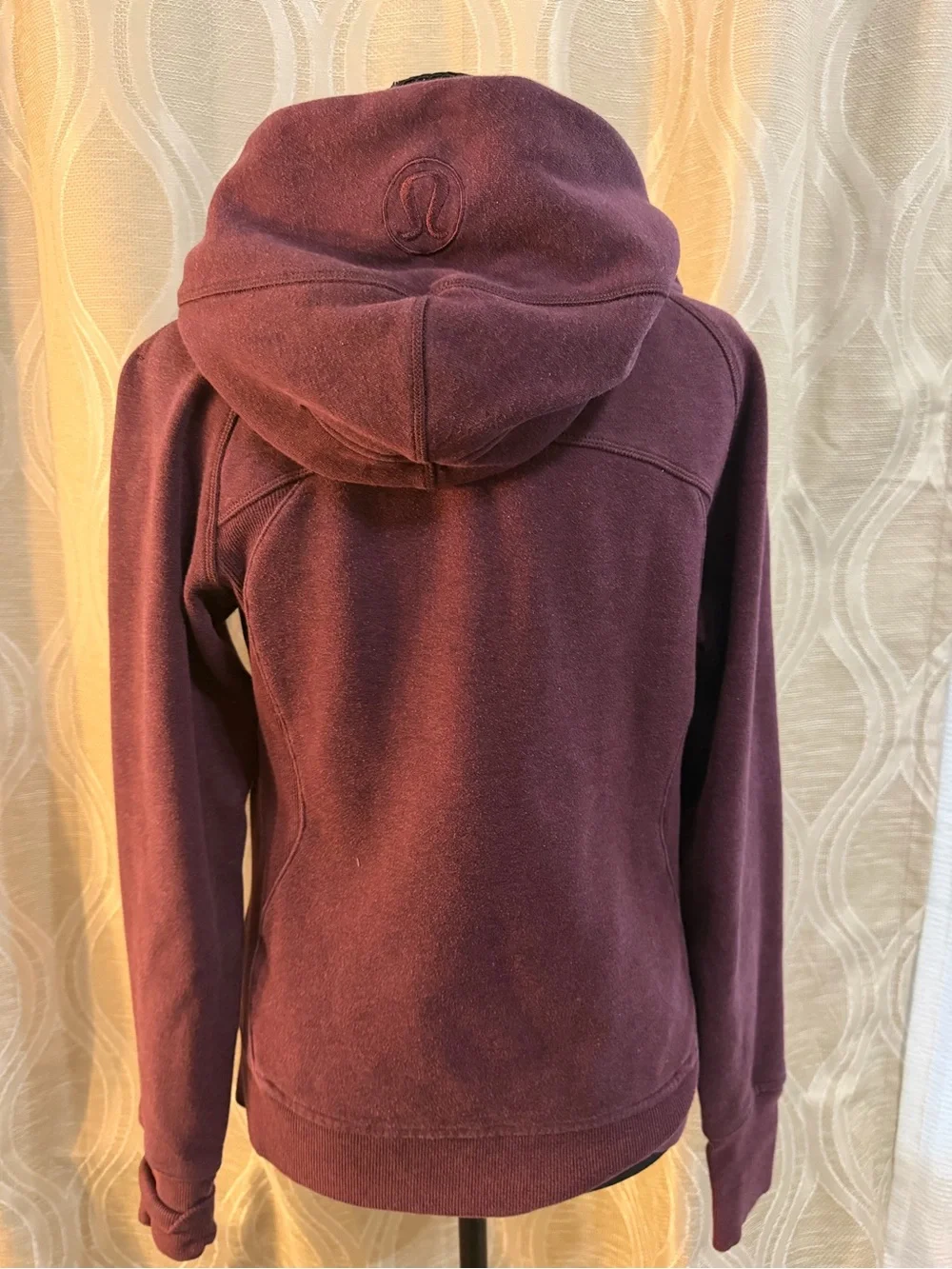 lululemon athletica classic women’s
